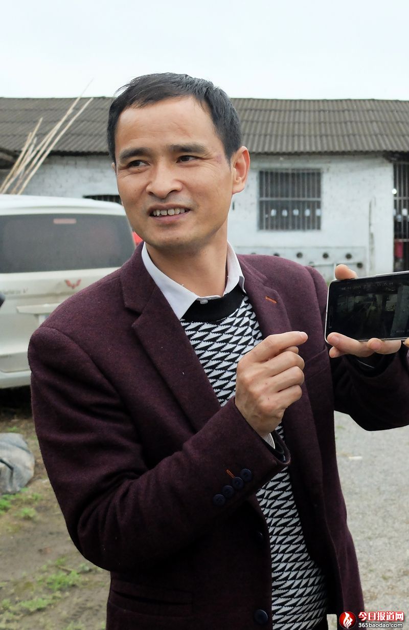廣西恭城這位軍轉(zhuǎn)干部第一書記實(shí)干巧干“十大脫貧錦囊”助貧困村脫貧摘帽 (1).JPG