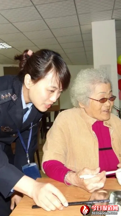 【致青春_戰(zhàn)疫情】冰城女警郭明睿當(dāng)選2020年“全國向上向善好青年”(1)683.png